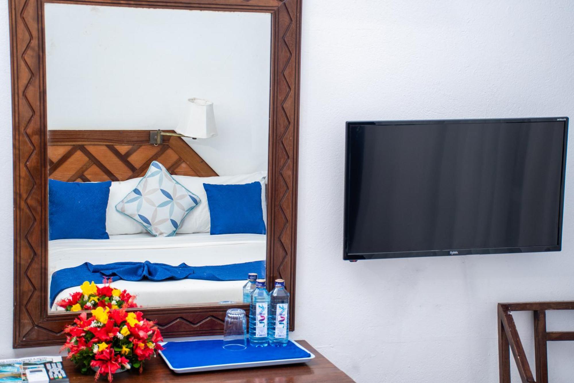Mombasa Beach Hotel ภายนอก รูปภาพ