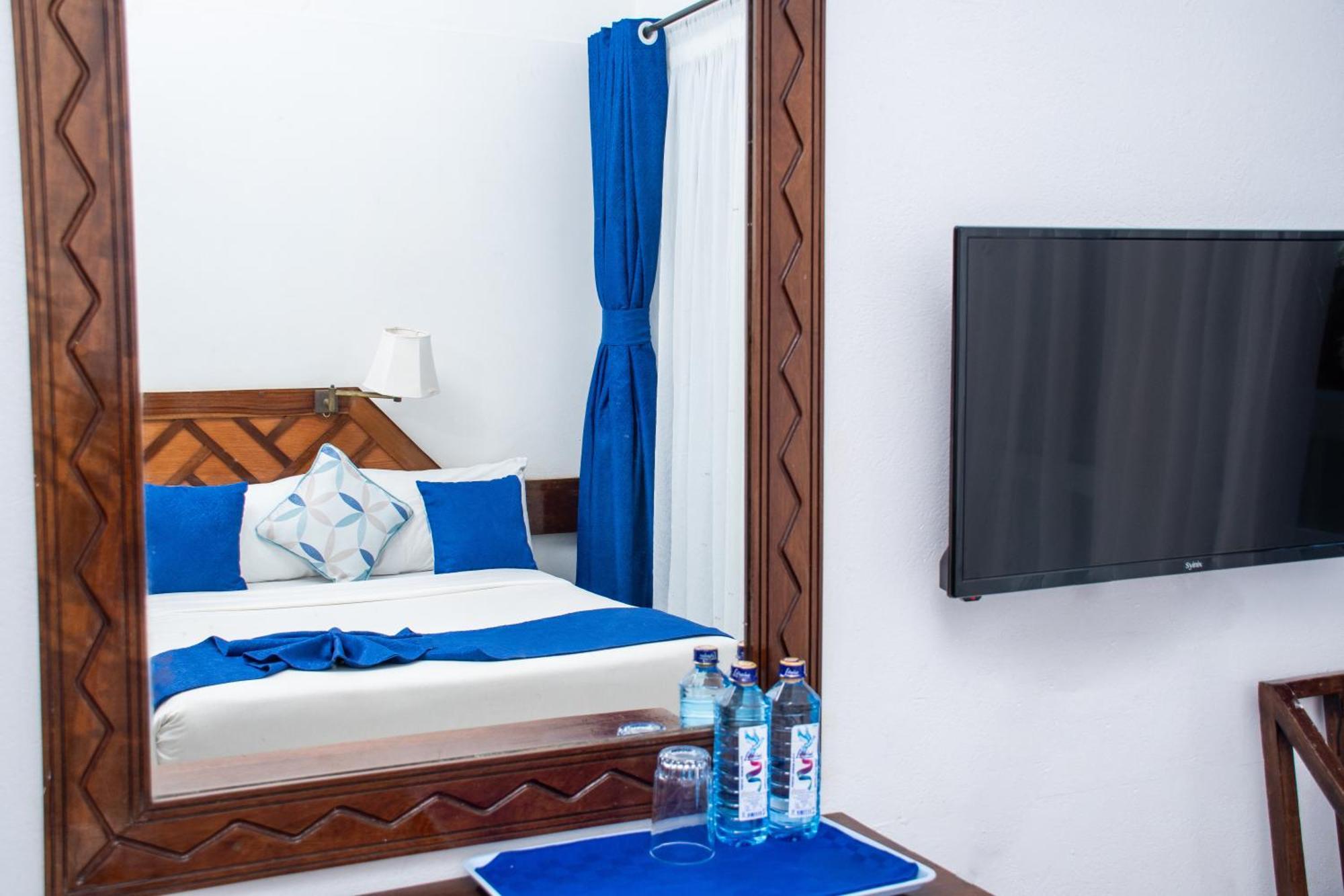 Mombasa Beach Hotel ภายนอก รูปภาพ