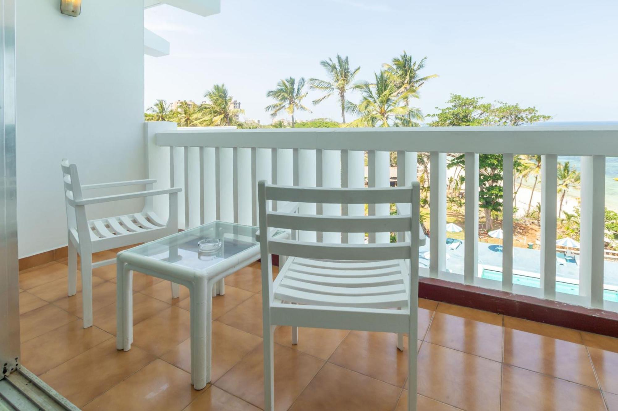 Mombasa Beach Hotel ภายนอก รูปภาพ