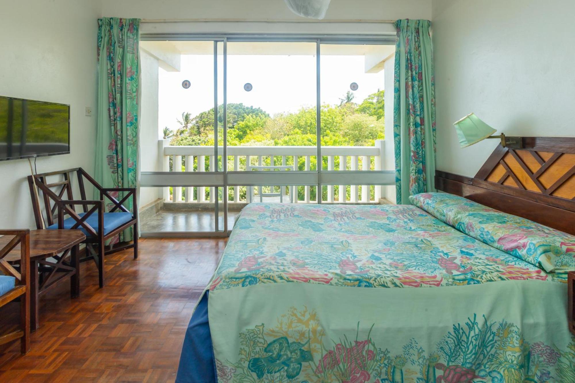 Mombasa Beach Hotel ภายนอก รูปภาพ