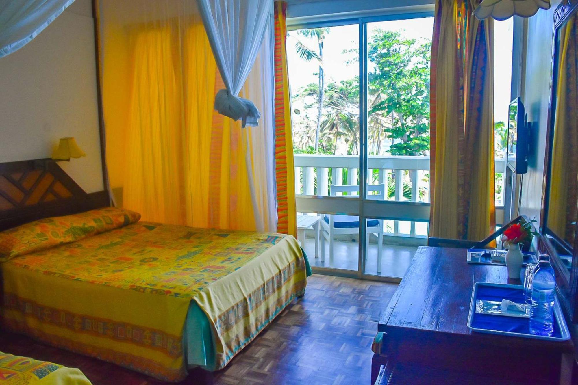 Mombasa Beach Hotel ภายนอก รูปภาพ