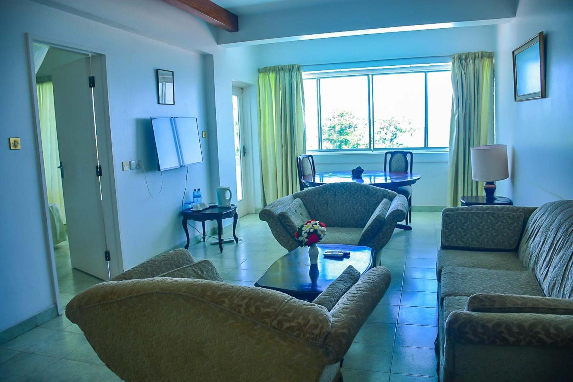 Mombasa Beach Hotel ภายนอก รูปภาพ