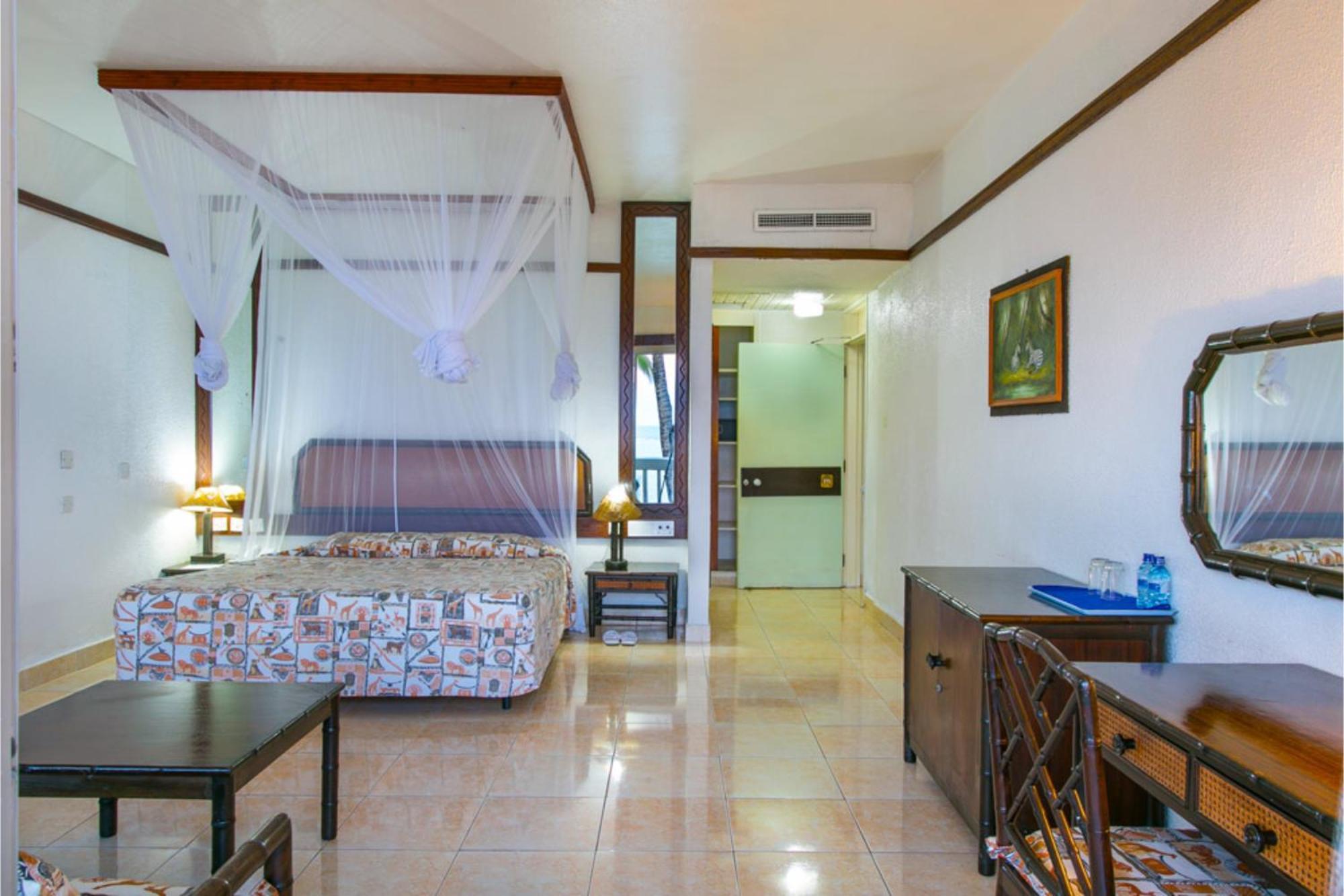 Mombasa Beach Hotel ภายนอก รูปภาพ